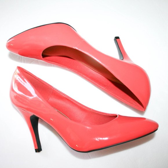 FIONI Clothing Shoes - (NWOT) Fioni Women's Heels Size: 9